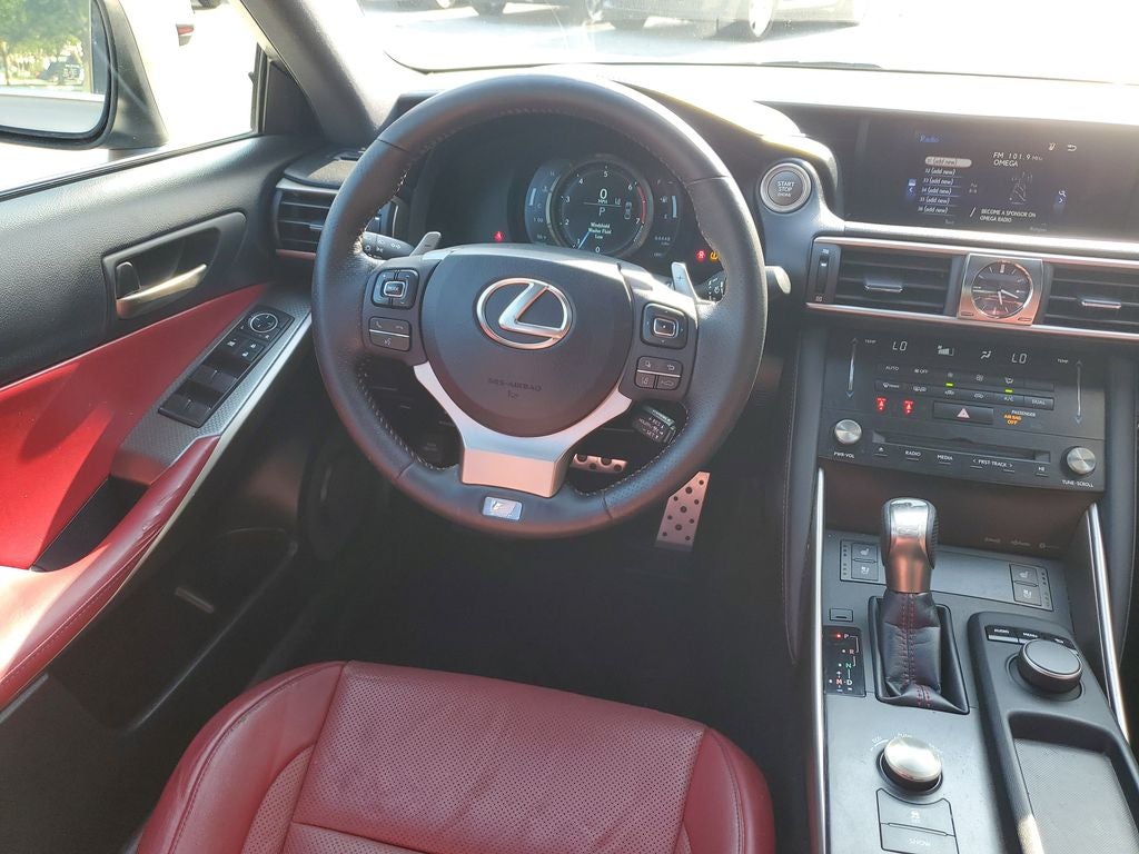 2018 Lexus IS 300