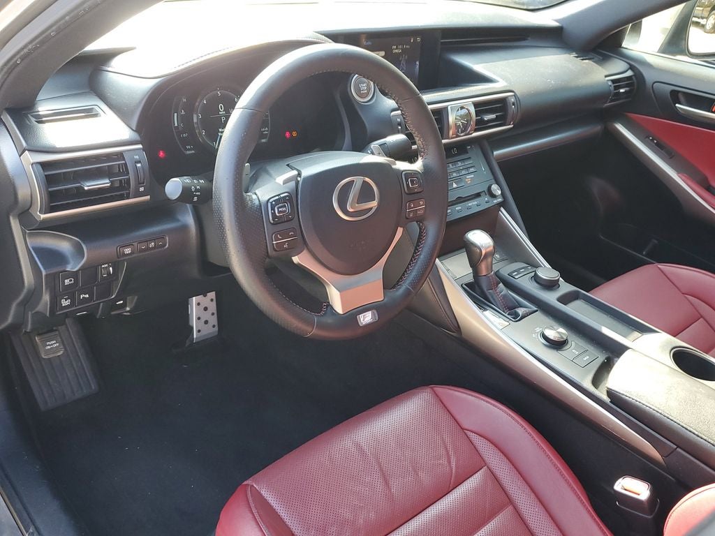 2018 Lexus IS 300