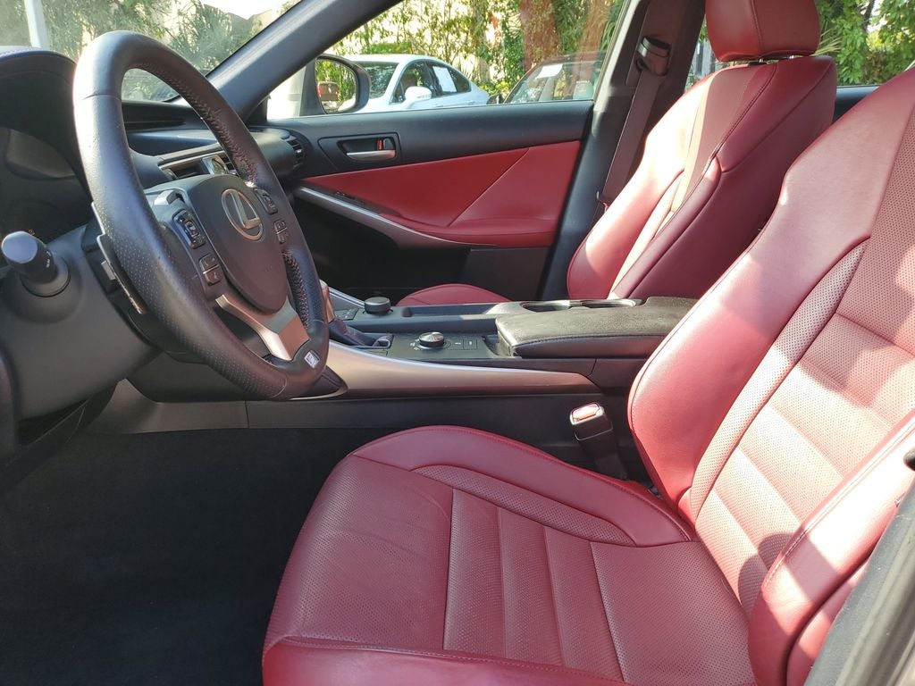 2018 Lexus IS 300