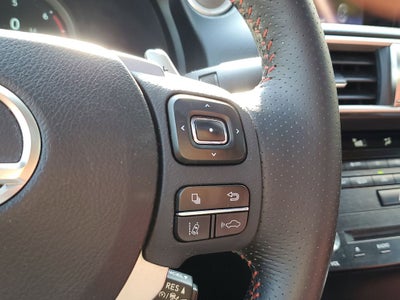2018 Lexus IS 300