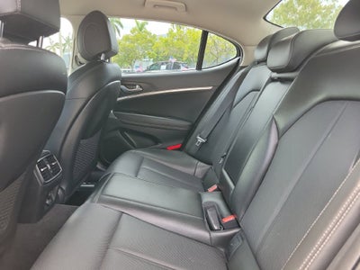 2020 Genesis G70 2.0T