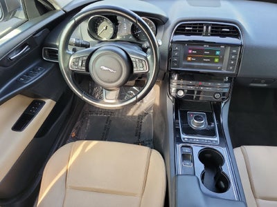 2017 Jaguar XE 25t Premium
