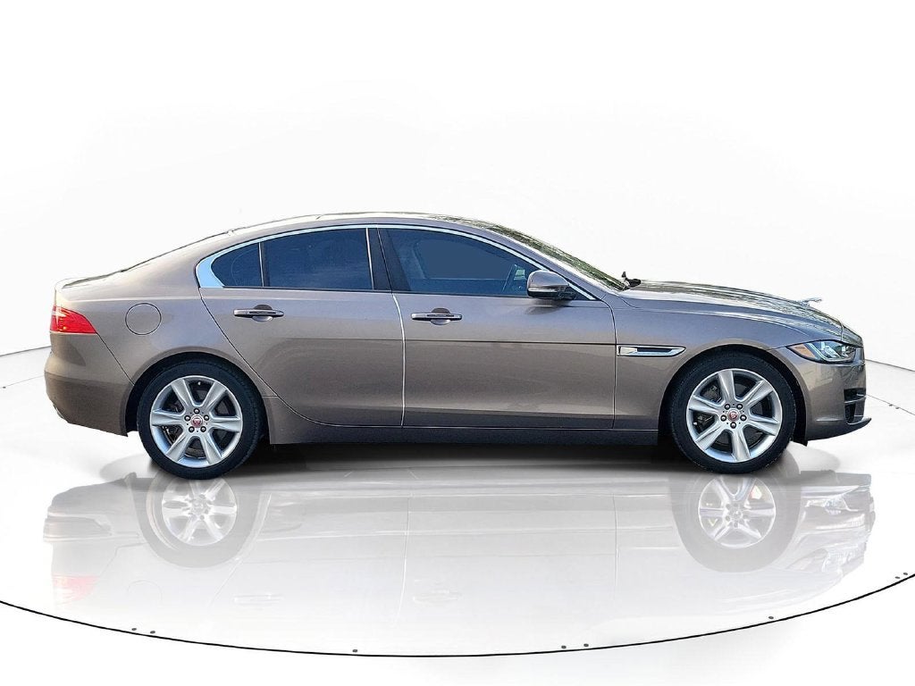 2017 Jaguar XE 25t Premium