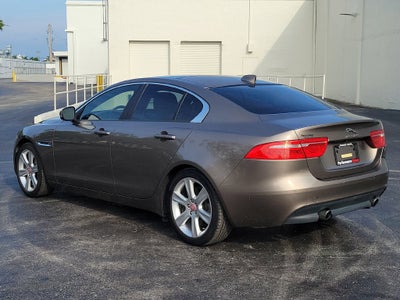2017 Jaguar XE 25t Premium