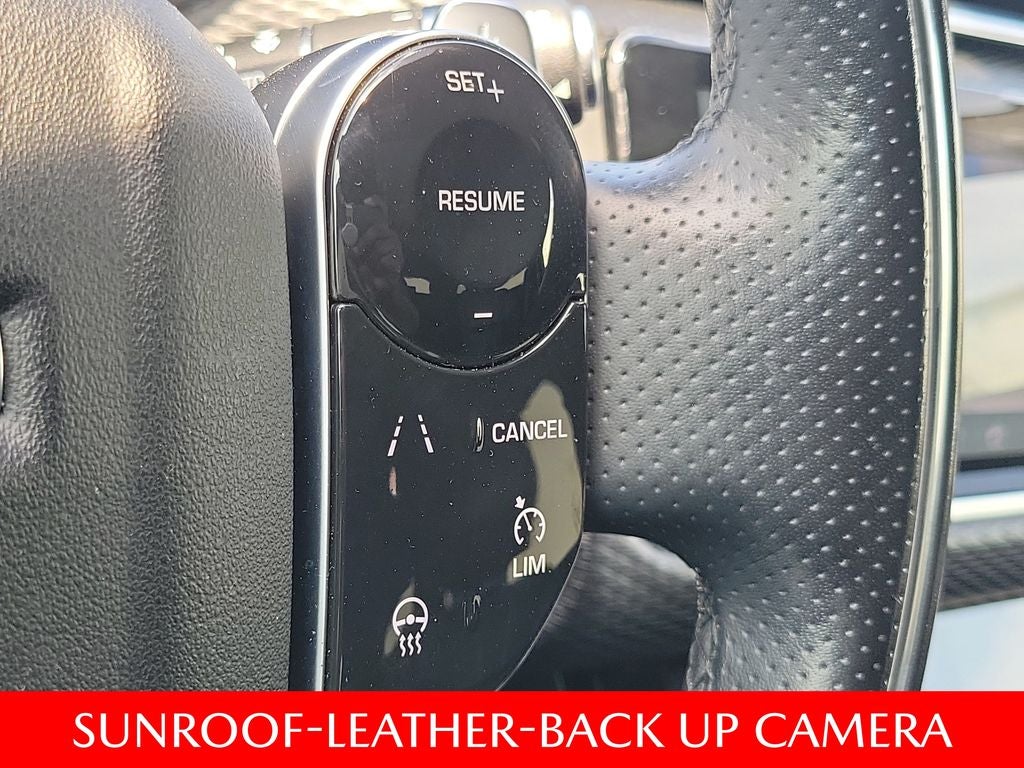 2018 Land Rover Range Rover Velar SE R-Dynamic