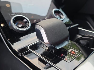 2022 Land Rover Range Rover Velar P250 R-Dynamic S