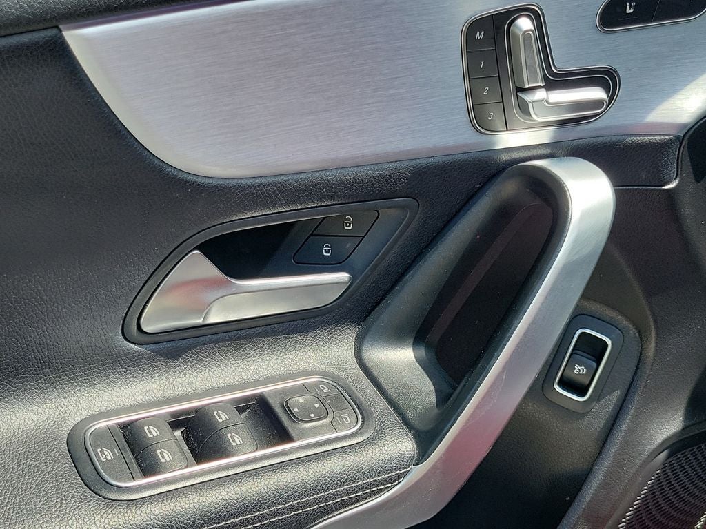2019 Mercedes-Benz A-Class A 220