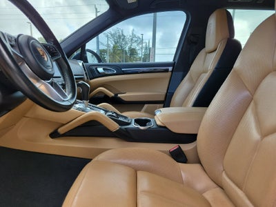 2018 Porsche Cayenne Platinum Edition