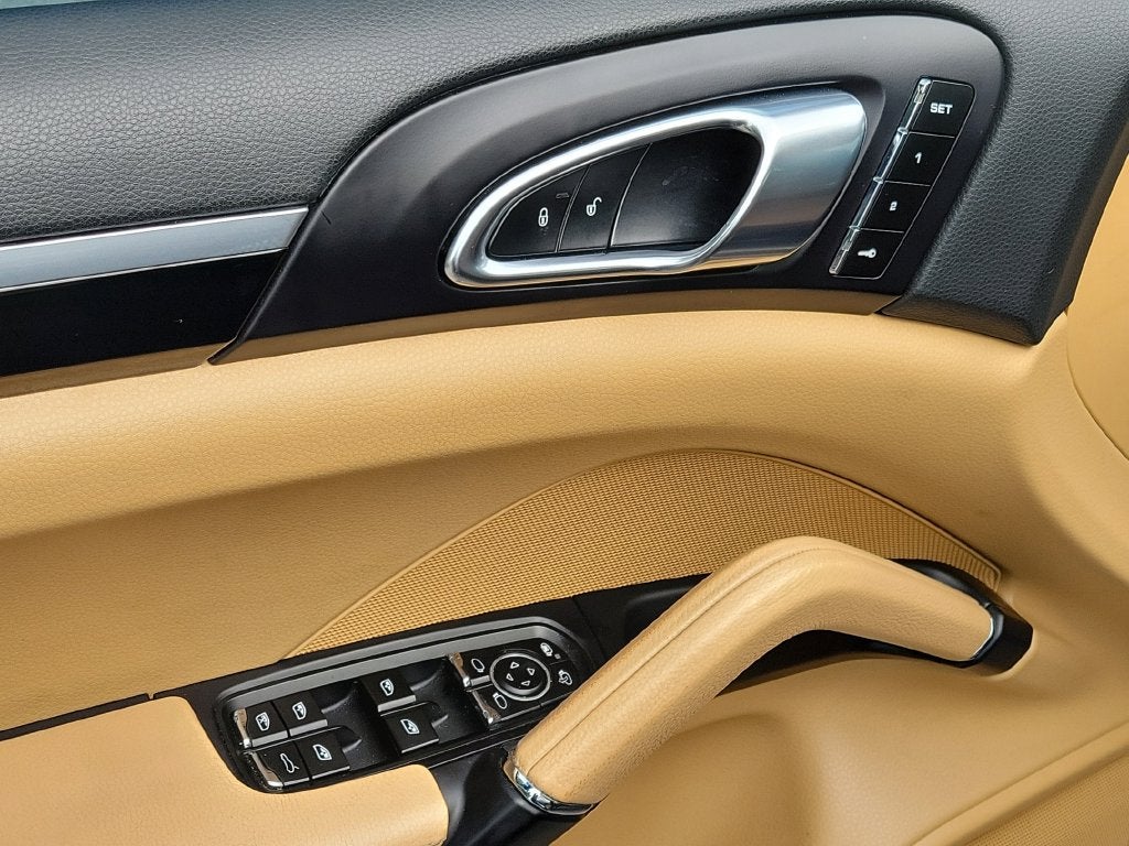 2018 Porsche Cayenne Platinum Edition