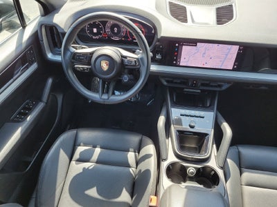 2025 Porsche Cayenne Base Premium