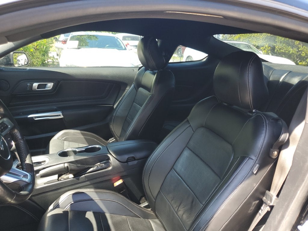 2022 Ford Mustang EcoBoost Premium