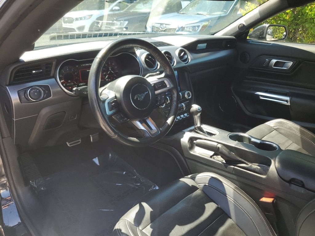 2022 Ford Mustang EcoBoost Premium