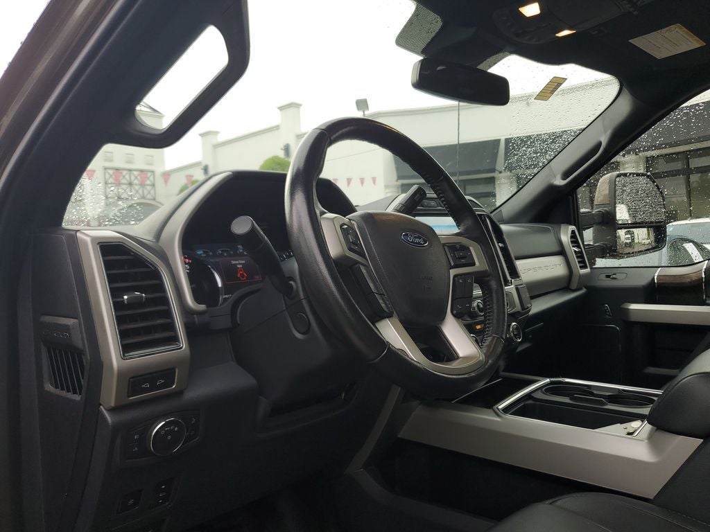 2022 Ford F-350SD Lariat