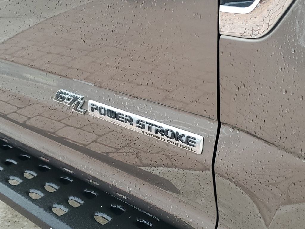 2022 Ford F-350SD Lariat