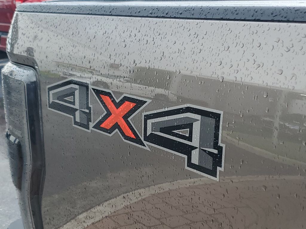 2022 Ford F-350SD Lariat