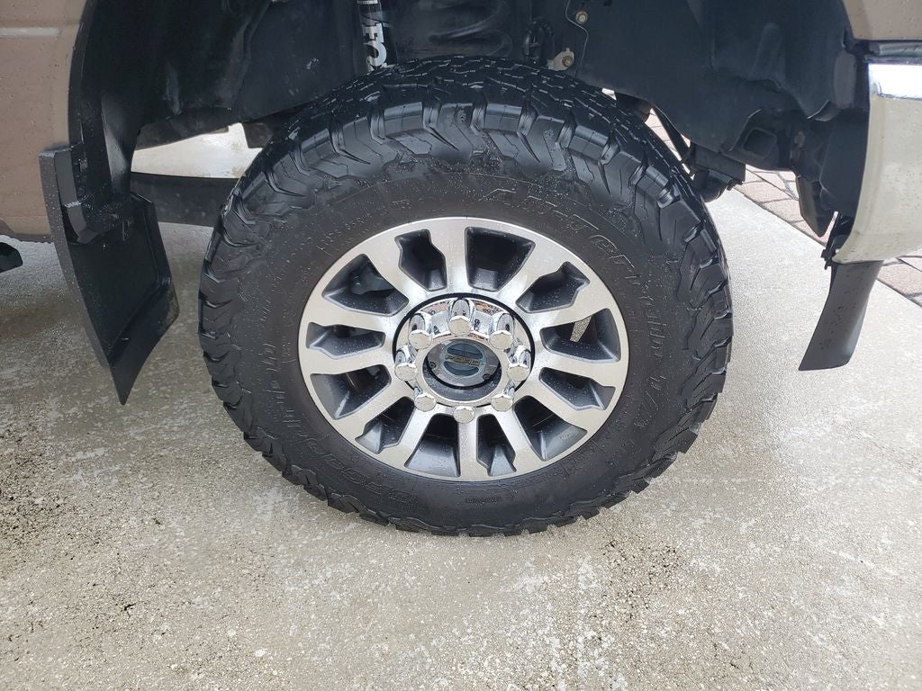 2022 Ford F-350SD Lariat