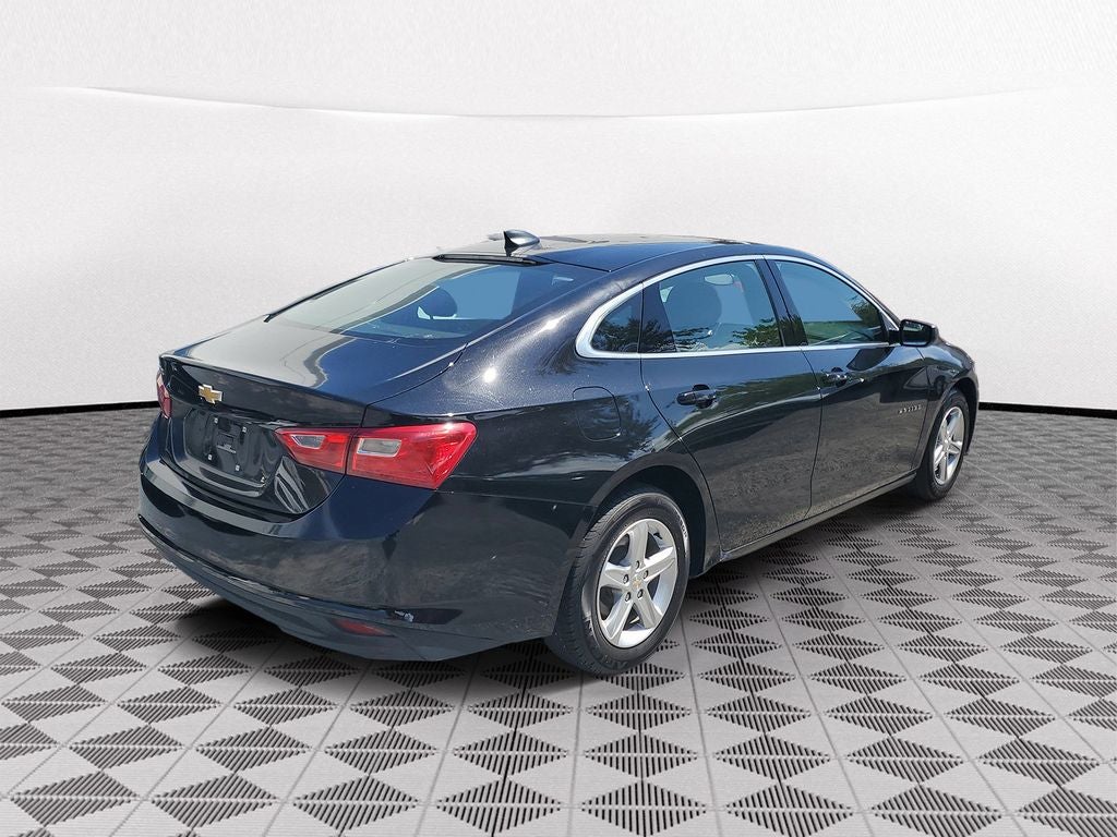 2022 Chevrolet Malibu LS 1LS