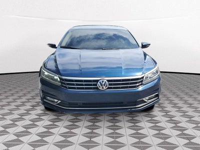 2018 Volkswagen Passat 2.0T SE w/Technology