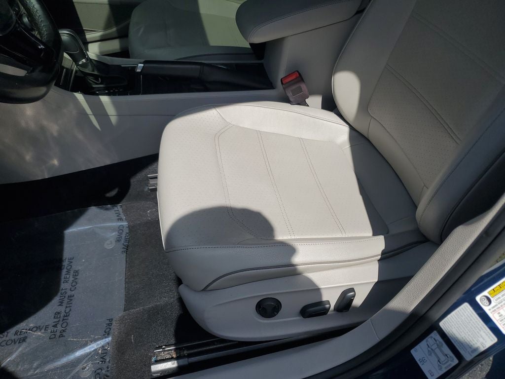 2018 Volkswagen Passat 2.0T SE w/Technology