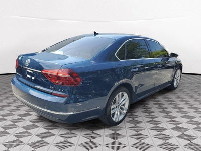 2018 Volkswagen Passat 2.0T SE w/Technology