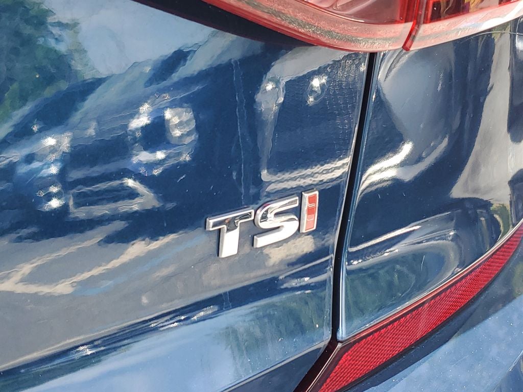 2018 Volkswagen Passat 2.0T SE w/Technology