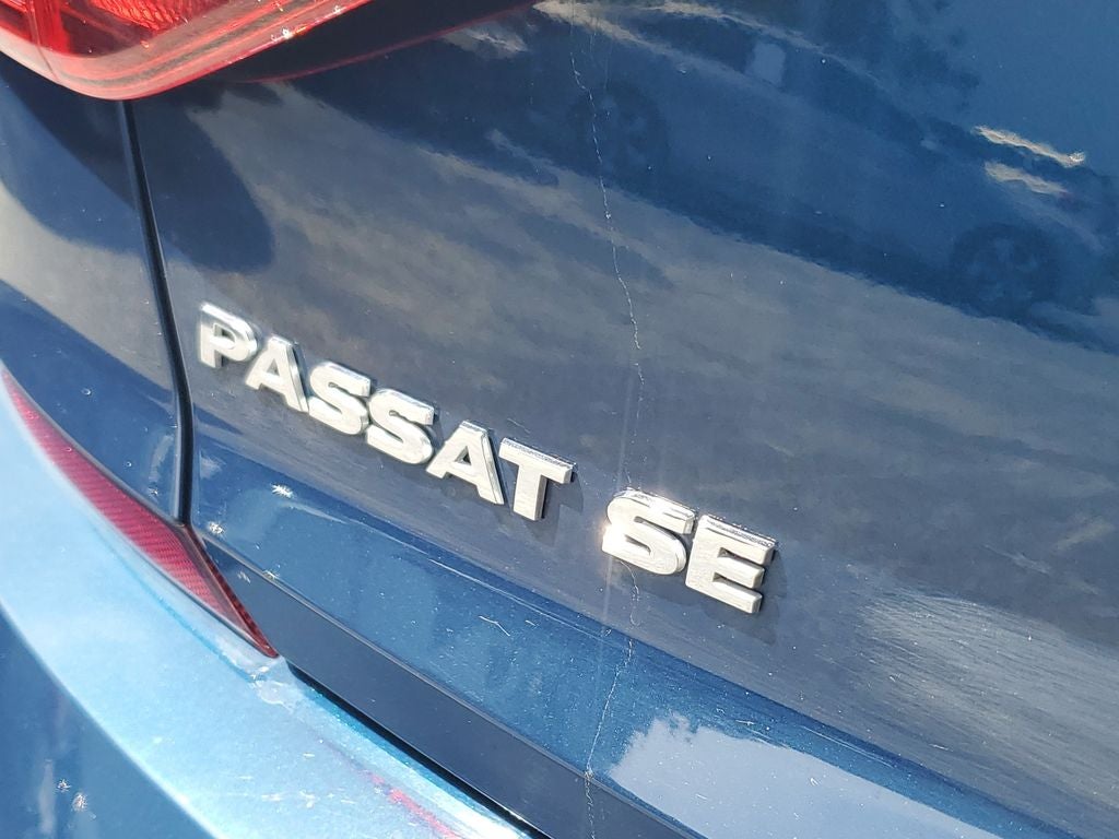 2018 Volkswagen Passat 2.0T SE w/Technology