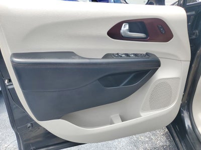 2019 Chrysler Pacifica Limited