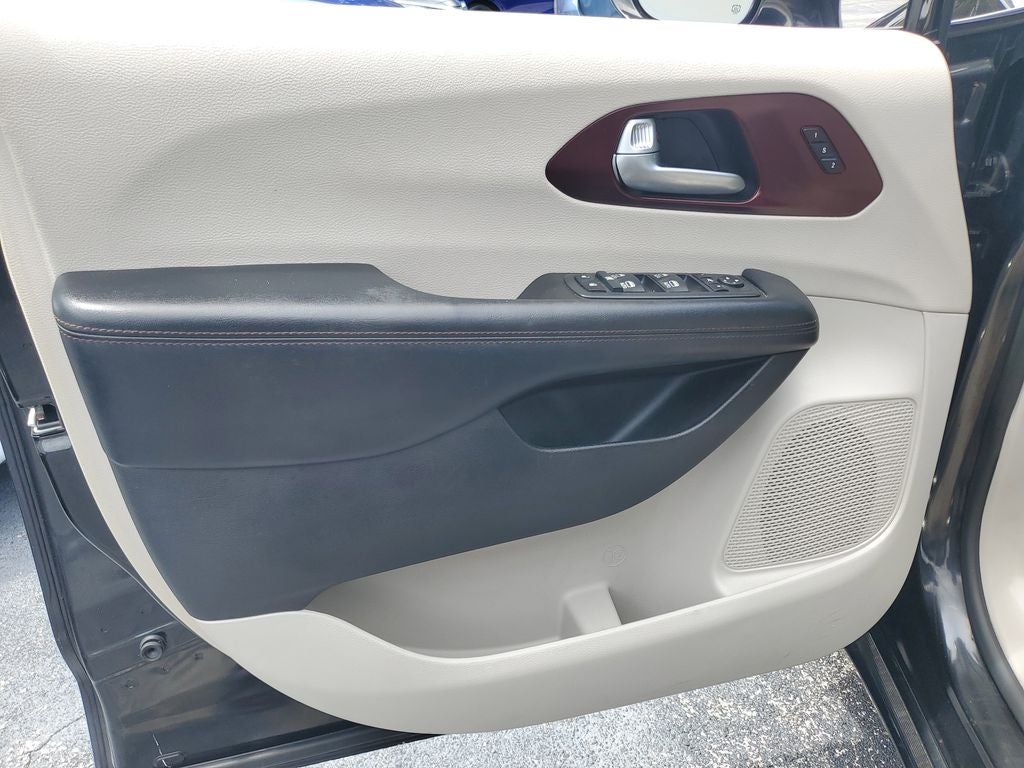 2019 Chrysler Pacifica Limited
