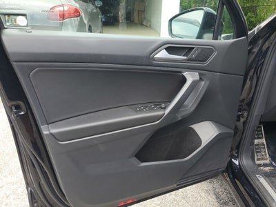 2021 Volkswagen Tiguan 2.0T SE R-Line Black