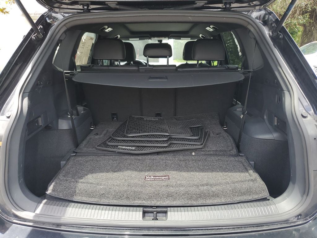 2021 Volkswagen Tiguan 2.0T SE R-Line Black