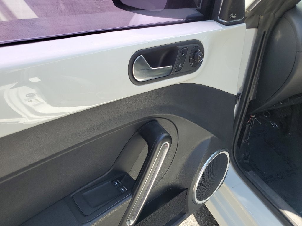 2018 Volkswagen Beetle 2.0T SE