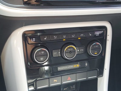 2018 Volkswagen Beetle 2.0T SE