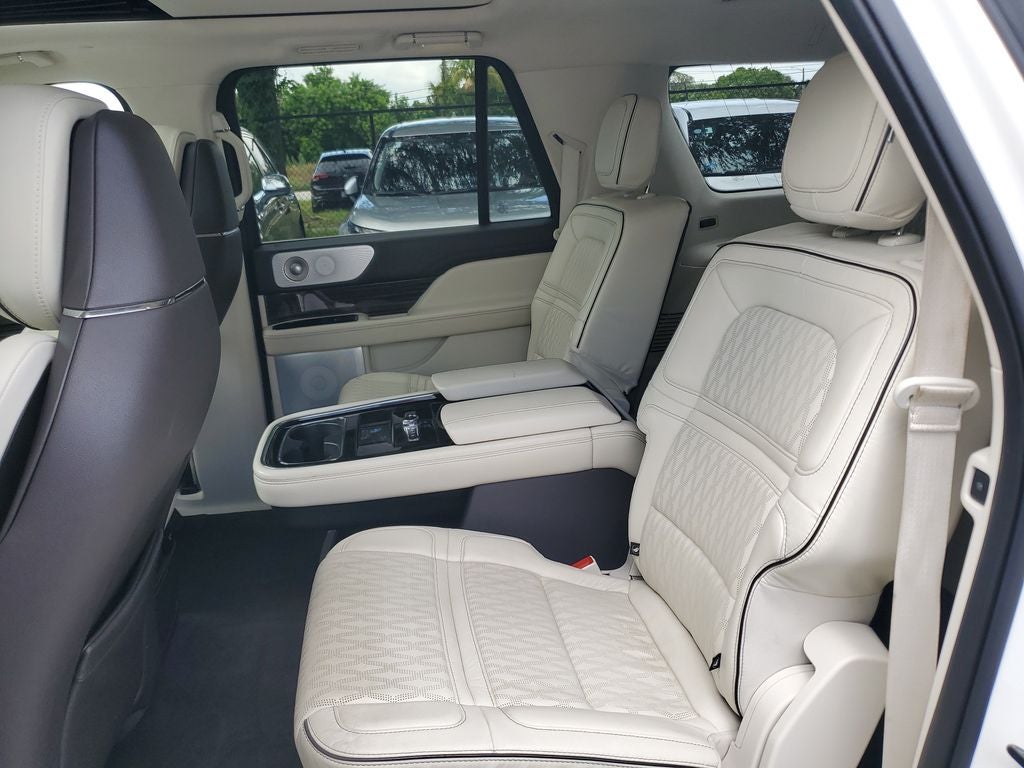2021 Lincoln Navigator L Black Label