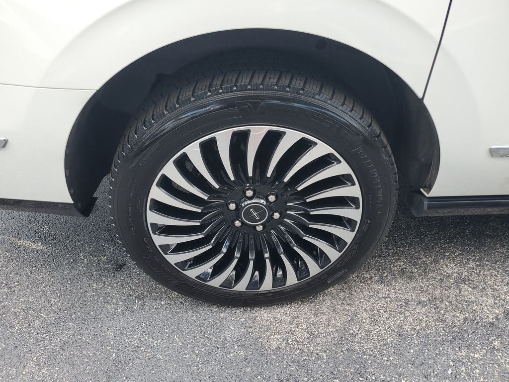 2021 Lincoln Navigator L Black Label