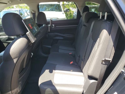 2022 Kia Sorento LX
