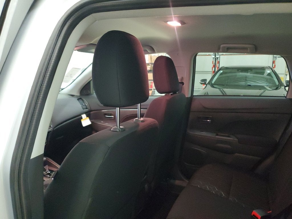 2027 Mitsubishi Outlander Sport 2.0 ES