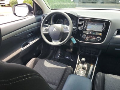 2018 Mitsubishi Outlander ES