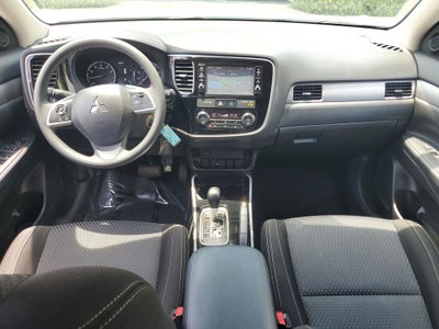 2018 Mitsubishi Outlander ES