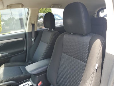 2018 Mitsubishi Outlander ES