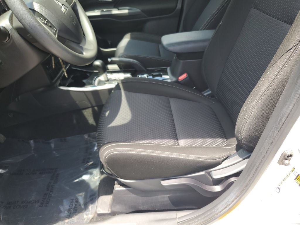 2018 Mitsubishi Outlander ES