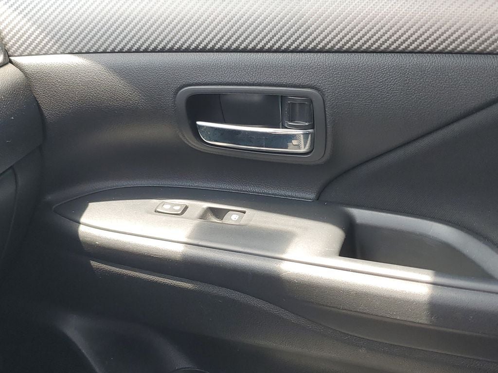 2018 Mitsubishi Outlander ES