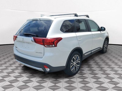 2018 Mitsubishi Outlander ES