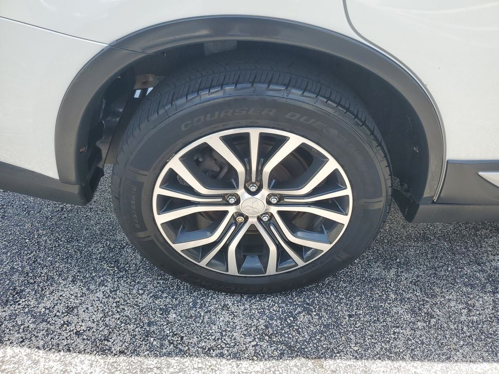2018 Mitsubishi Outlander ES