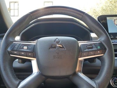 2023 Mitsubishi Outlander SE Black Edition