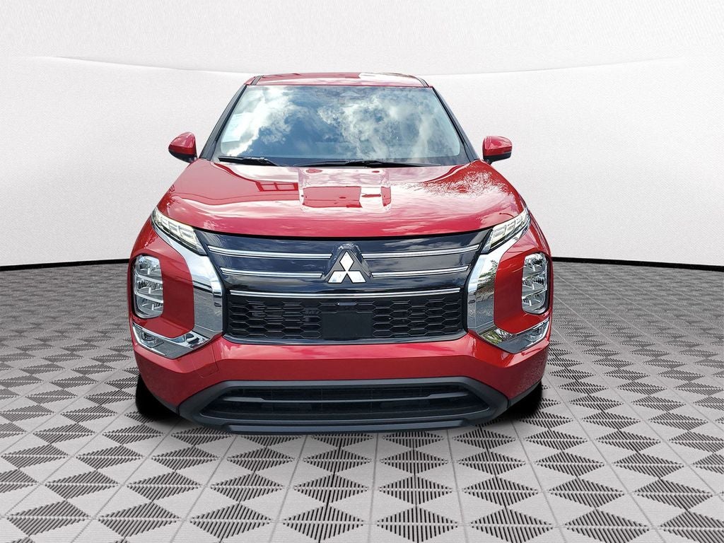 2026 Mitsubishi Outlander ES