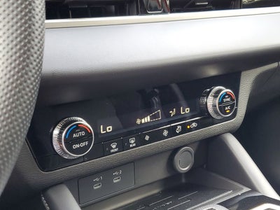 2026 Mitsubishi Outlander ES