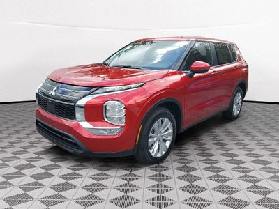 2026 Mitsubishi Outlander ES