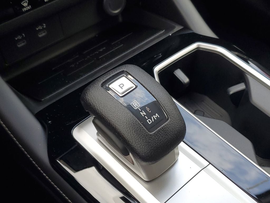 2026 Mitsubishi Outlander ES