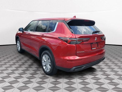 2026 Mitsubishi Outlander ES
