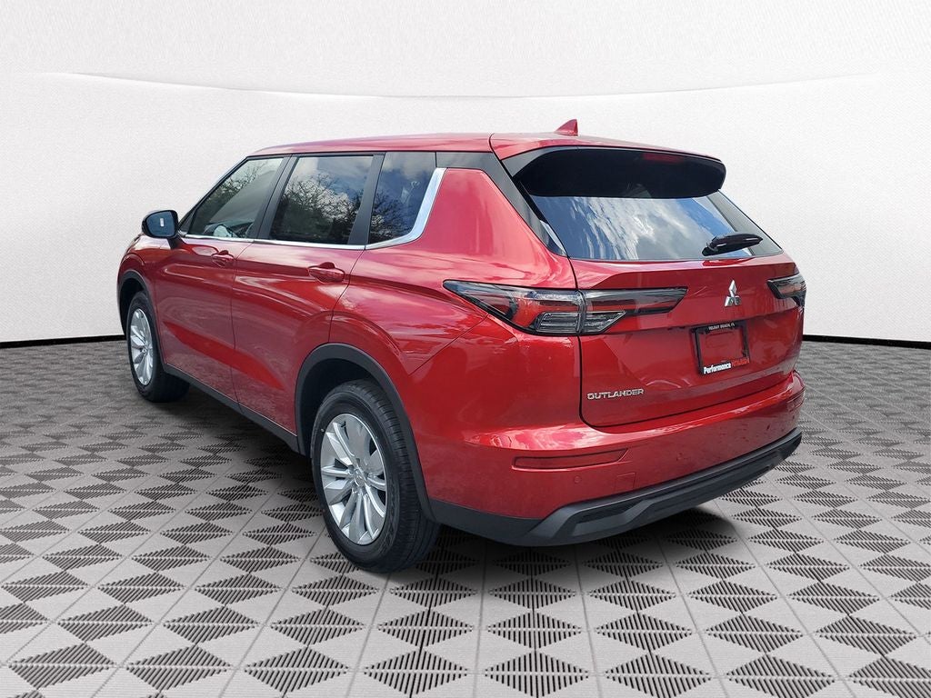 2026 Mitsubishi Outlander ES
